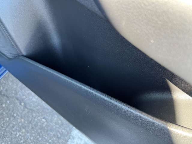 ボルボ Ｖ４０ Ｔ５　Ｒデザイン H29年 (東北) 99