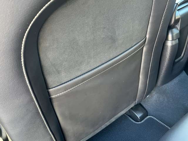 ボルボ Ｖ４０ Ｔ５　Ｒデザイン H29年 (東北) 99