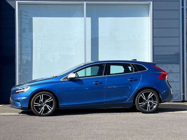 ボルボ Ｖ４０ Ｔ５　Ｒデザイン H29年 (東北) 99