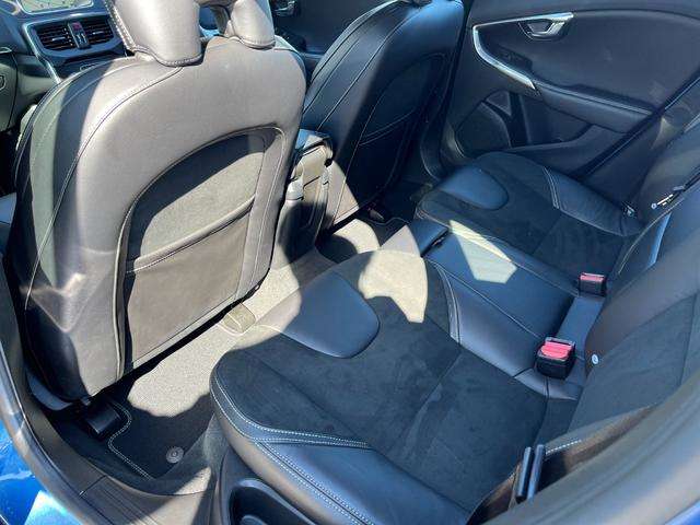 ボルボ Ｖ４０ Ｔ５　Ｒデザイン H29年 (東北) 99