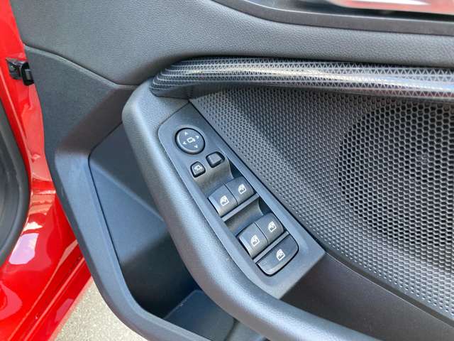 ＢＭＷ ２シリーズ ２１８Ｄ プレイ ディーゼルターボ R4年 (近畿) 99