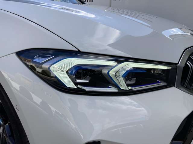 ＢＭＷ ３シリーズ ３２０Ｄ Ｘドライブ Ｍスポーツ ディーゼルターボ ４ＷＤ R5年 (近畿) 99