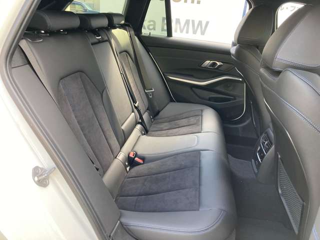 ＢＭＷ ３シリーズ ３２０Ｄ Ｘドライブ Ｍスポーツ ディーゼルターボ ４ＷＤ R5年 (近畿) 99