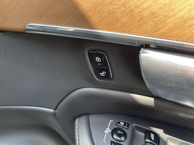 ボルボ ＸＣ９０ Ｄ５ ＡＷＤ インスクリプション ディーゼルターボ ４ＷＤ R1年 (東北) 99