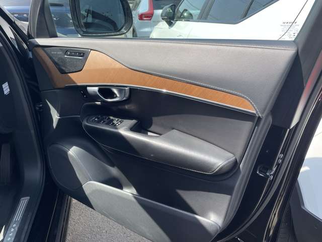 ボルボ ＸＣ９０ Ｄ５ ＡＷＤ インスクリプション ディーゼルターボ ４ＷＤ R1年 (東北) 99