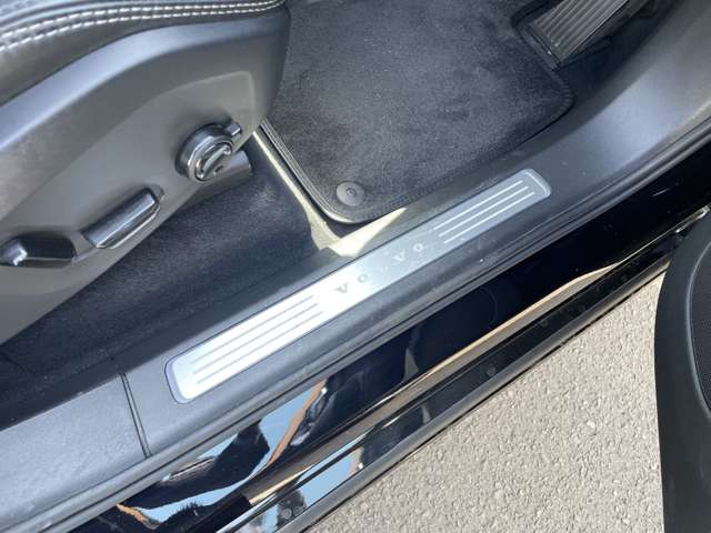 ボルボ ＸＣ９０ Ｄ５ ＡＷＤ インスクリプション ディーゼルターボ ４ＷＤ R1年 (東北) 99