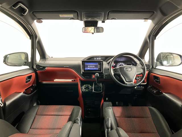 トヨタ ヴォクシー ２．０ ＺＳ ４ＷＤ H30年 (北海道) 99