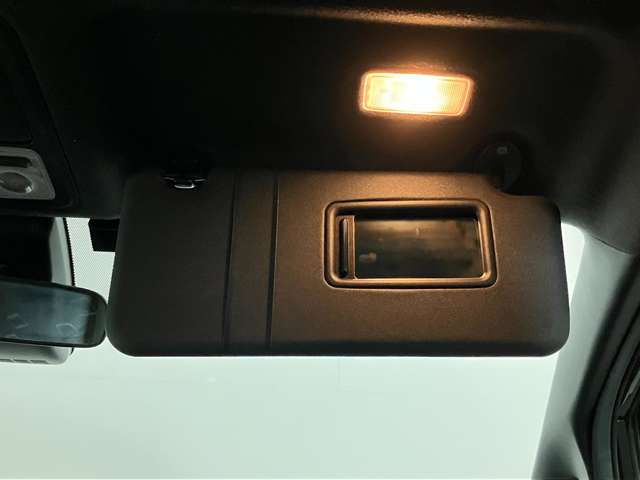 トヨタ ヴォクシー ２．０ ＺＳ ４ＷＤ H30年 (北海道) 99