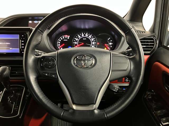 トヨタ ヴォクシー ２．０ ＺＳ ４ＷＤ H30年 (北海道) 99