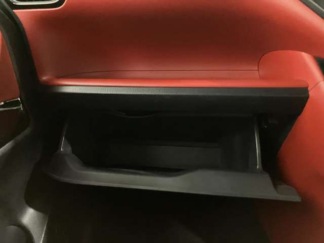 トヨタ ヴォクシー ２．０ ＺＳ ４ＷＤ H30年 (北海道) 99