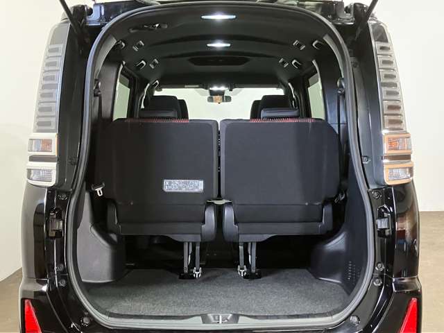 トヨタ ヴォクシー ２．０ ＺＳ ４ＷＤ H30年 (北海道) 99