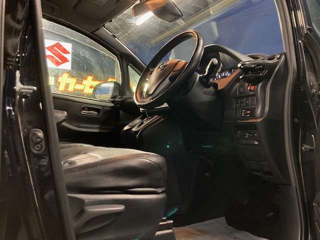 トヨタ ヴォクシー ２．０ ＺＳ ４ＷＤ H28年 (東北) 99