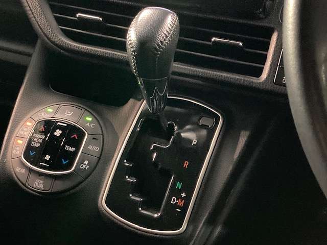 トヨタ ヴォクシー ２．０ ＺＳ ４ＷＤ H28年 (東北) 99