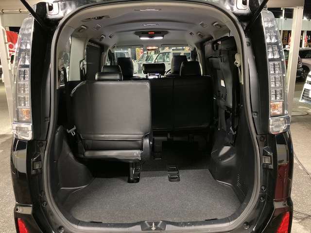 トヨタ ヴォクシー ２．０ ＺＳ ４ＷＤ H28年 (東北) 99