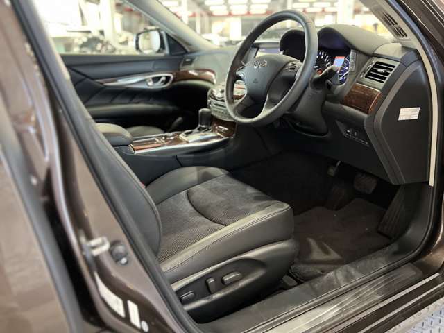 日産 フーガ ２．５ ２５０ＧＴ Ａパッケージ H28年 (関東) 99