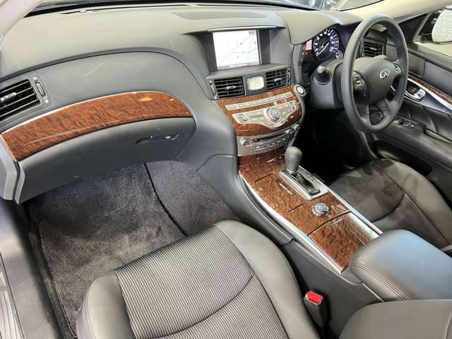 日産 フーガ ２．５ ２５０ＧＴ Ａパッケージ H28年 (関東) 99