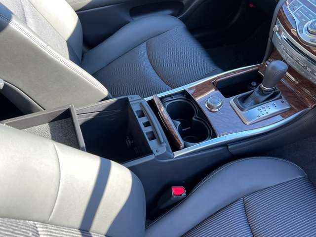 日産 フーガ ２．５ ２５０ＧＴ Ａパッケージ H28年 (関東) 99