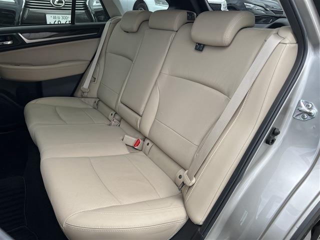 スバル レガシィアウトバック ２．５ リミテッド ４ＷＤ H28年 (関東) 99