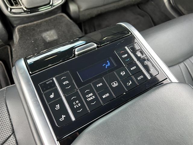 トヨタ クラウン　ハイブリッド ハイブリッド ３．５ Ｇ エグゼクティブ H30年 (関東) 99