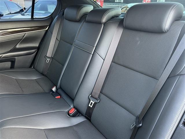 レクサス ＧＳハイブリッド ３００Ｈ Ｆスポーツ H26年 (関東) 99