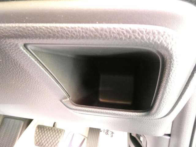 ホンダ ヴェゼル １．５ Ｅ：ＨＥＶ Ｚ R5年 (関東) 99