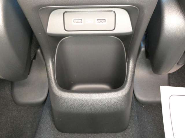 ホンダ ヴェゼル １．５ Ｅ：ＨＥＶ Ｚ R5年 (関東) 99