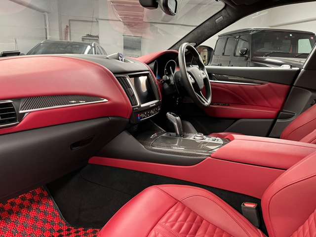 マセラティ レヴァンテ トロフェオ ４ＷＤ R3年 (関東) 99