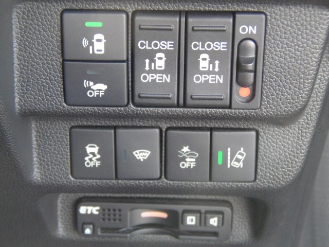 ホンダ フリード　ハイブリッド １．５ ハイブリッド ＥＸ H28年 (東海) 99