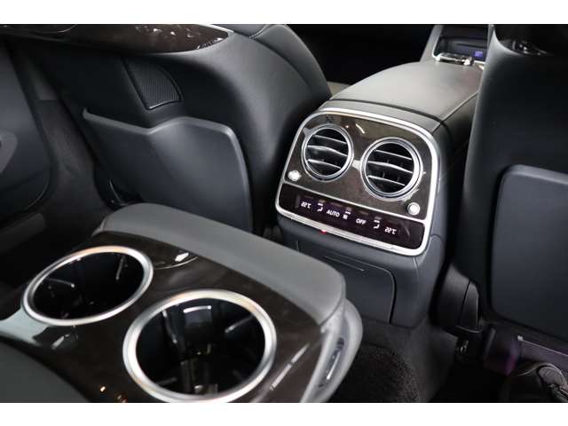 メルセデスベンツ Ｓクラス Ｓ３００ Ｈ ロング ＡＭＧライン H27年 (近畿) 99