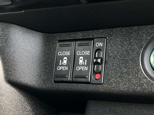 ホンダ ステップワゴン　ハイブリッド ２．０ スパーダ ハイブリッド Ｇ ＥＸ ホンダセンシング R1年 (関東) 99