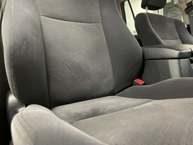 トヨタ ランドクルーザープラド ２．８ ＴＸ ディーゼルターボ ４ＷＤ H29年 (北海道) 99