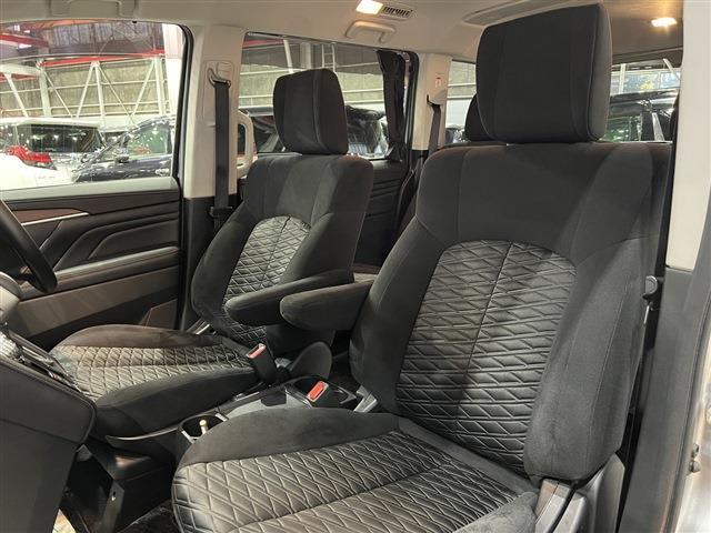 三菱 デリカ　Ｄ：５ ２．２ Ｐ ディーゼルターボ ４ＷＤ R1年 (関東) 99