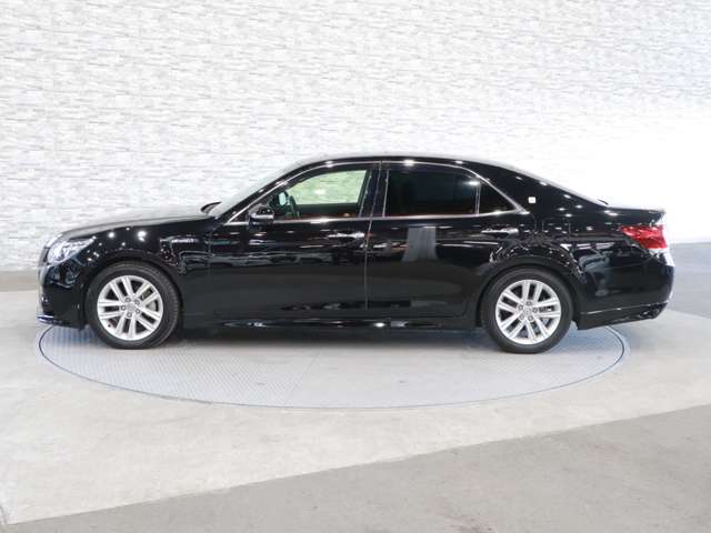 トヨタ クラウン　ハイブリッド ハイブリッド ２．５ Ｓ H26年 (関東) 99