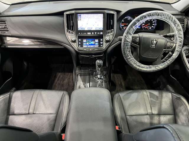 トヨタ クラウン　ハイブリッド ハイブリッド ２．５ Ｓ H26年 (関東) 99