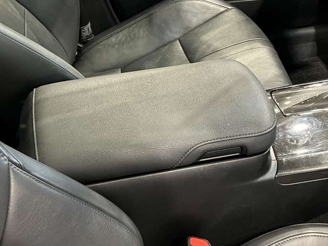 トヨタ クラウン　ハイブリッド ハイブリッド ２．５ Ｓ H26年 (関東) 99