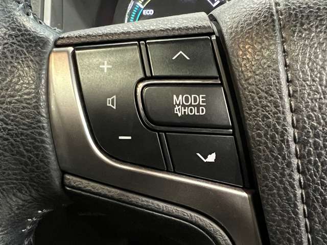 トヨタ クラウン　ハイブリッド ハイブリッド ２．５ Ｓ H26年 (関東) 99