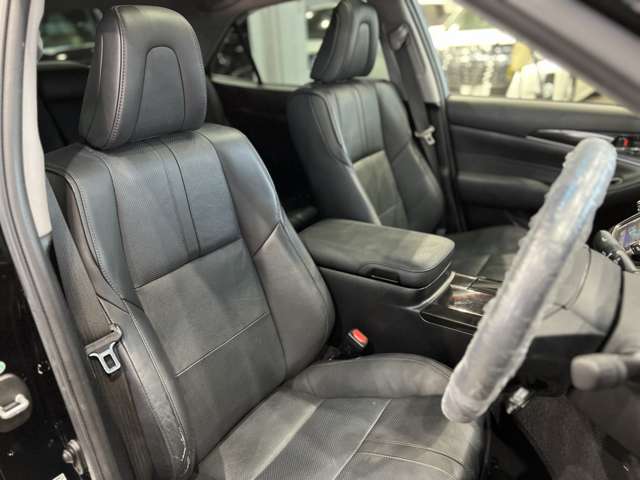 トヨタ クラウン　ハイブリッド ハイブリッド ２．５ Ｓ H26年 (関東) 99