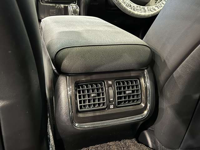 トヨタ クラウン　ハイブリッド ハイブリッド ２．５ Ｓ H26年 (関東) 99