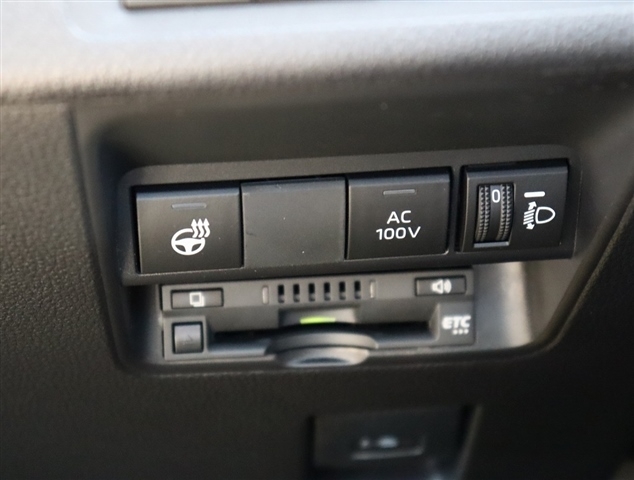 トヨタ アクア １．５ Ｚ R4年 (関東) 99