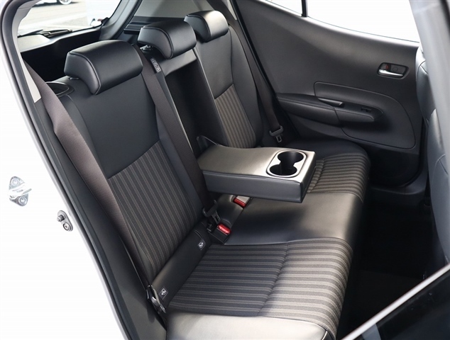 トヨタ アクア １．５ Ｚ R4年 (関東) 99