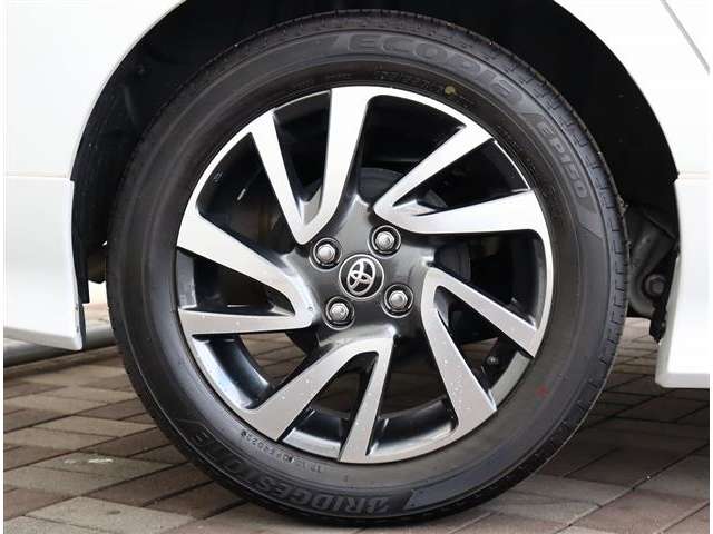 トヨタ アクア １．５ Ｚ R4年 (関東) 99