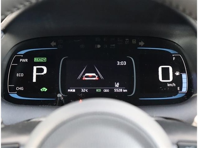 トヨタ アクア １．５ Ｚ R4年 (関東) 99