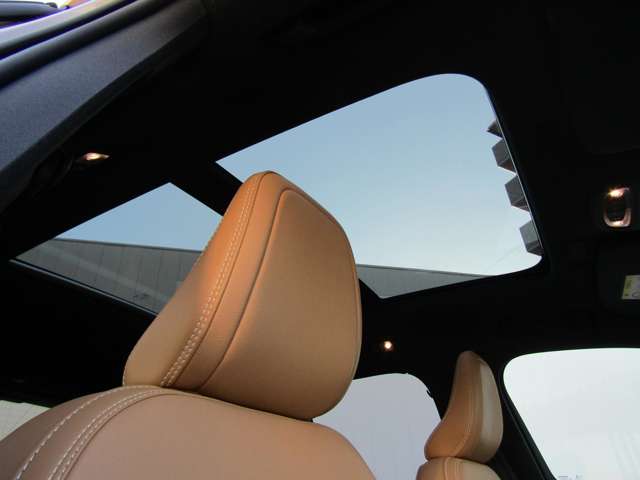 ボルボ ＸＣ４０ リチャージ　プラグインハイブリッド　Ｔ５　インスクリプション R3年 (関東) 99