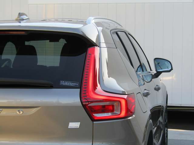 ボルボ ＸＣ４０ リチャージ　プラグインハイブリッド　Ｔ５　インスクリプション R3年 (関東) 99