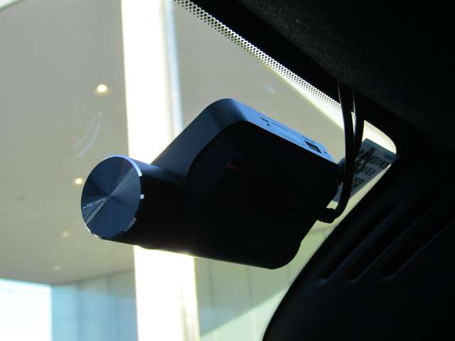 ボルボ ＸＣ４０ リチャージ　プラグインハイブリッド　Ｔ５　インスクリプション R3年 (関東) 99