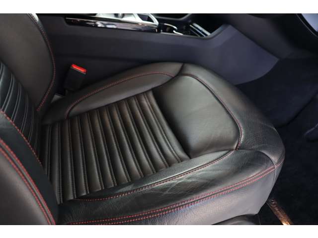 メルセデスベンツ ＧＬＥクーペ ３５０ Ｄ ４マチック スポーツ ４ＷＤ H30年 (近畿) 99