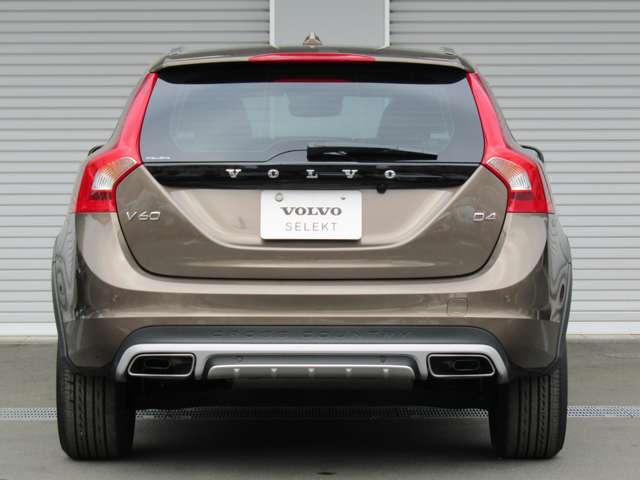 ボルボ Ｖ６０クロスカントリー Ｄ４ ＳＥ ディーゼルターボ H29年 (関東) 99