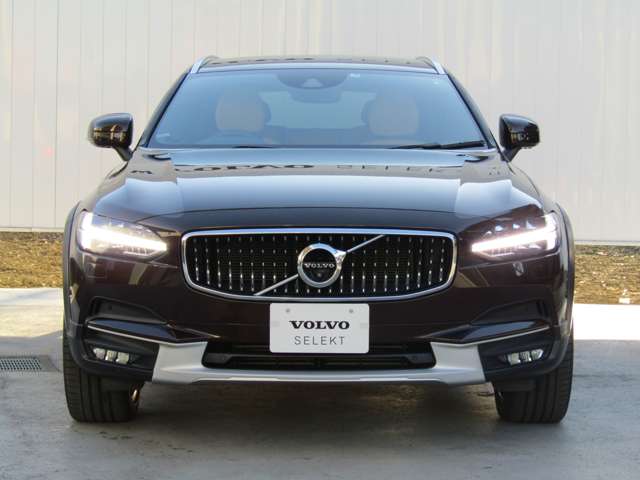ボルボ Ｖ９０クロスカントリー Ｔ６ ＡＷＤ サマム ４ＷＤ H29年 (関東) 99