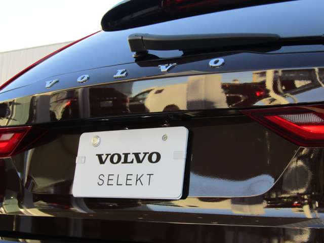 ボルボ Ｖ９０クロスカントリー Ｔ６ ＡＷＤ サマム ４ＷＤ H29年 (関東) 99