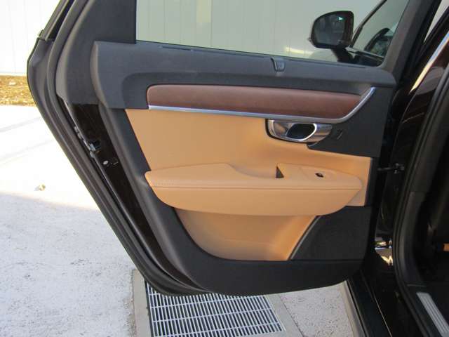 ボルボ Ｖ９０クロスカントリー Ｔ６ ＡＷＤ サマム ４ＷＤ H29年 (関東) 99